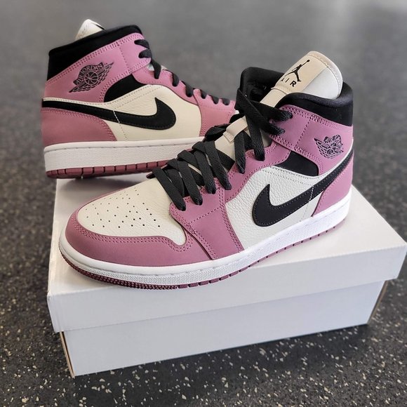 Jordan Shoes - Nike Air Jordan 1 Mid Light Mulberry White Black Size 9W DC7267-500
